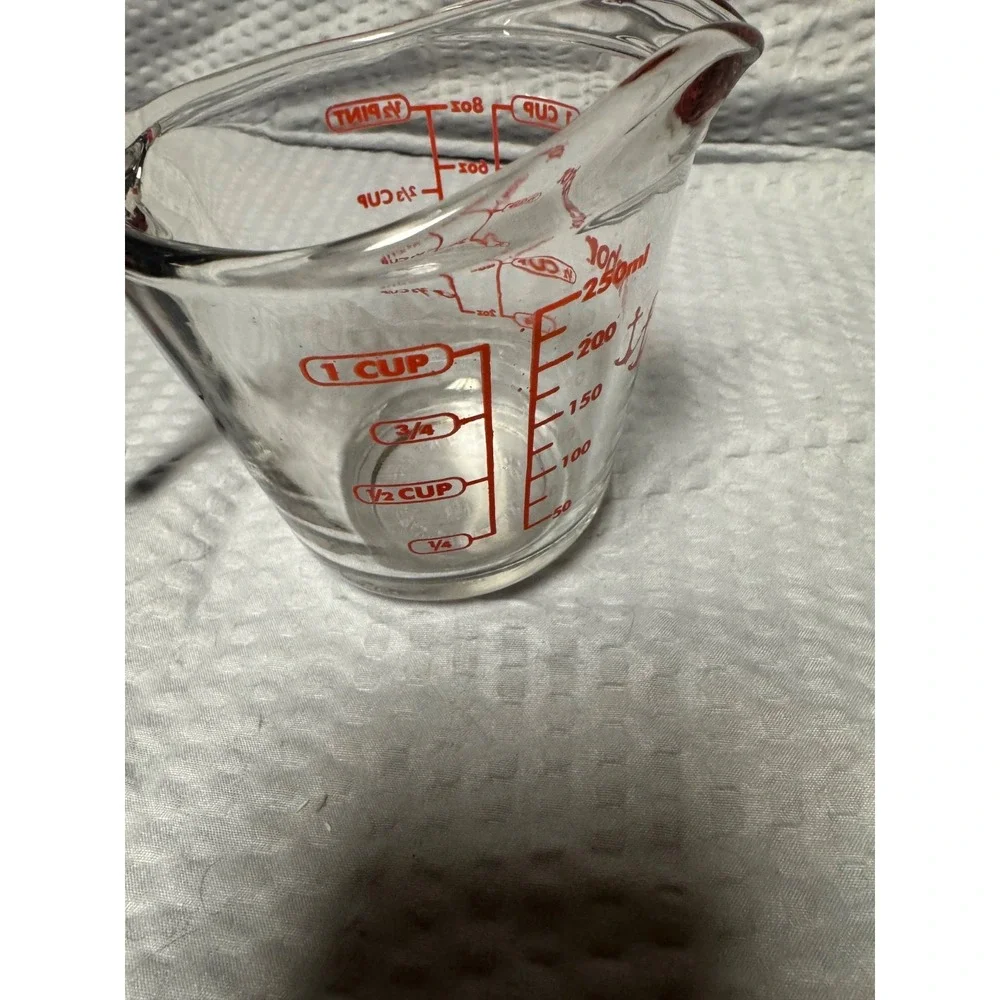 Anchor Hocking Glass Measuring Cup 8oz 1 Cup 1/2 Pint Red‎ Lettering